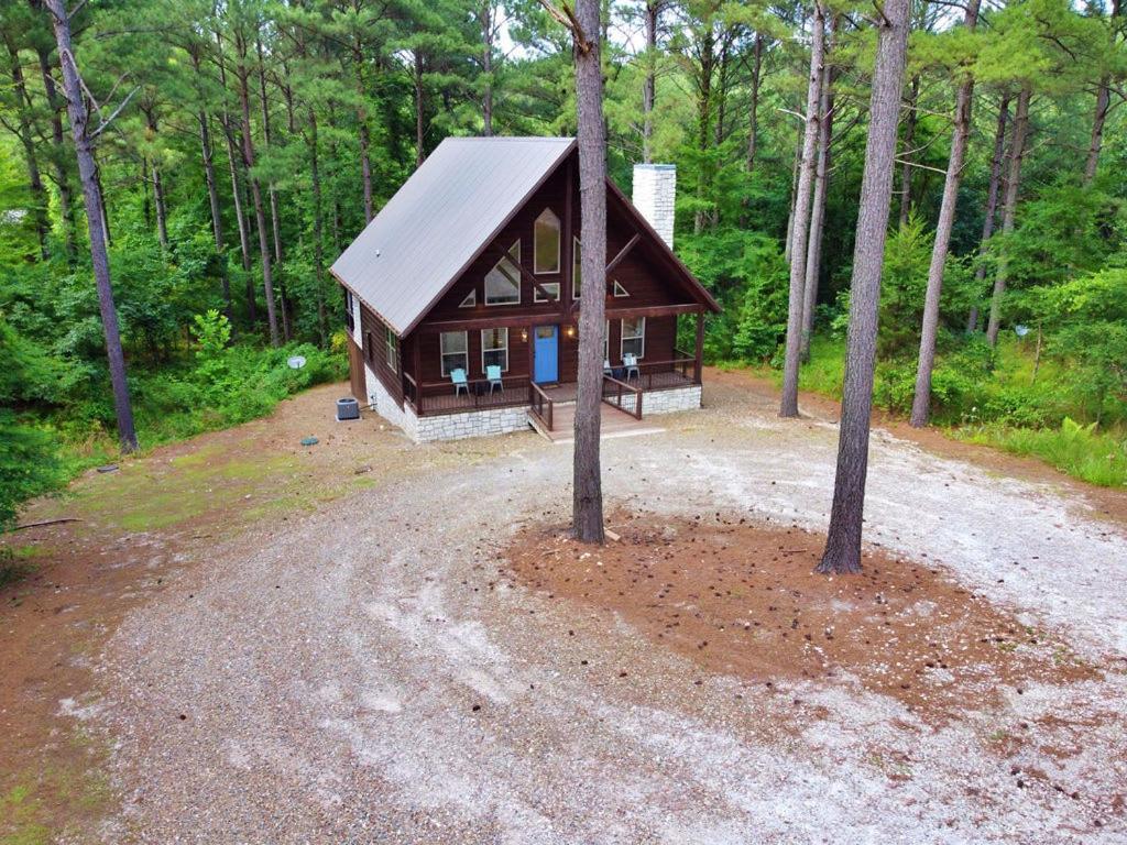 Stunning Luxury Cabin W Hot Tub And Fire Pit Holy Shiplap Is Perfect Romantic Couples Getaway Broken Bow Dış mekan fotoğraf